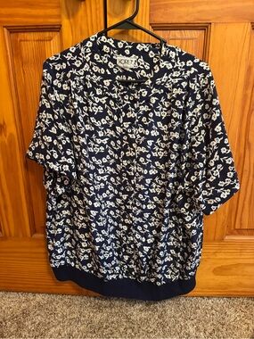 Vintage Koret Navy Floral Short-Sleeve Shirt